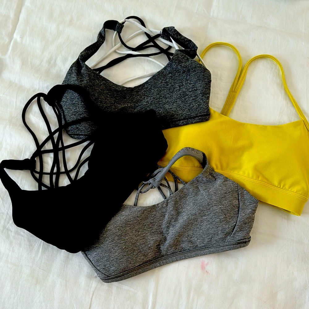 Set of 4 lululemon sports bras! 3 Free to Be and 1 Flow Y. All size 4